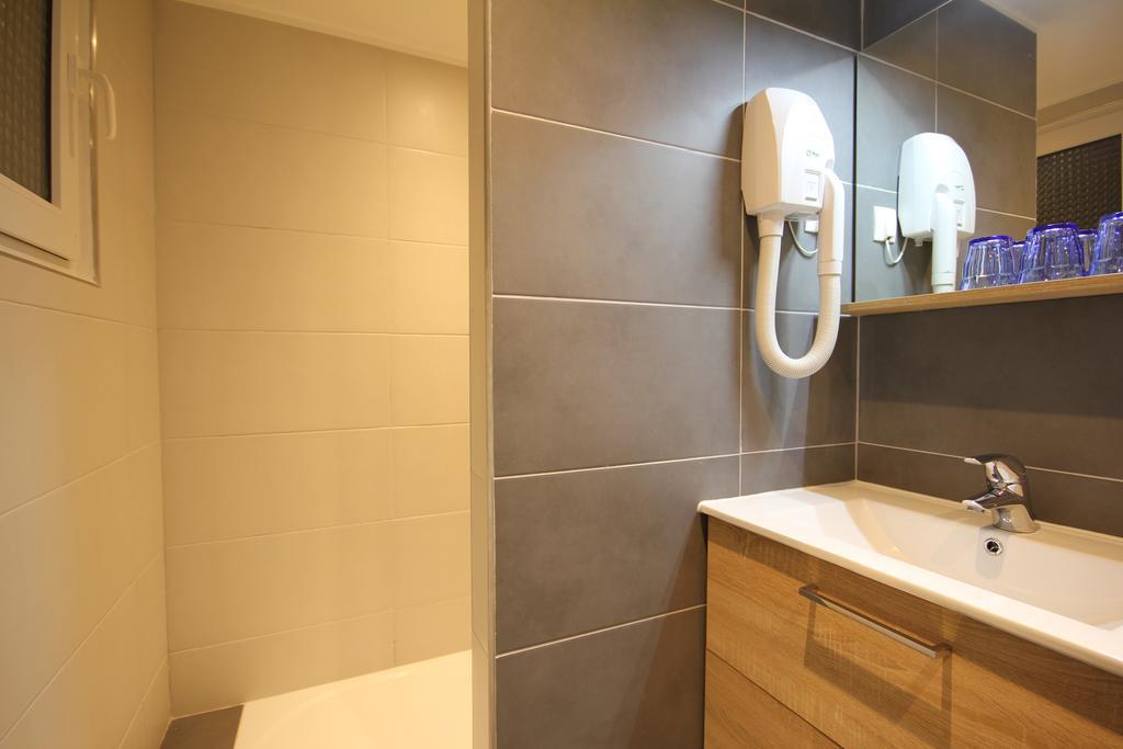Hotel Atlantic Lourdes Bagian luar foto